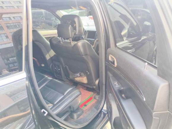 [青岛·鲁B] 二手Jeep大切诺基2014款 3.0L 舒享导航版