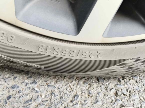 [深圳·粤S] 二手三菱欧蓝德2016款 2.4L 四驱豪华版 7座