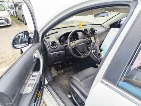 [深圳·粤B] 二手哈弗哈弗H62016款 升级版 1.5T 手动两驱尊贵型