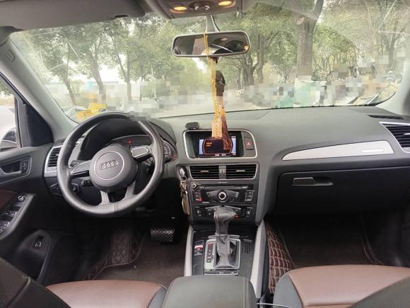 [上海·黑E] 二手奥迪奥迪Q52017款 40 TFSI 进取型