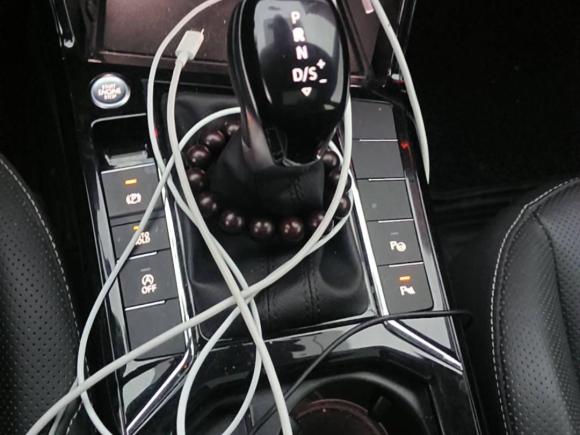 [上海·苏U] 二手大众帕萨特2022款 330TSI 豪华版