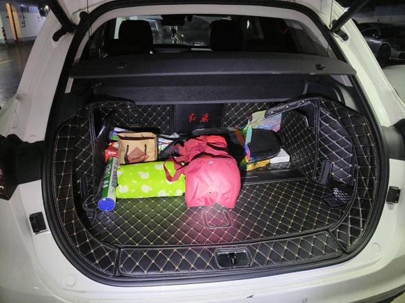 [上海·沪J] 二手红旗红旗HS52019款 2.0T 智联旗享四驱版