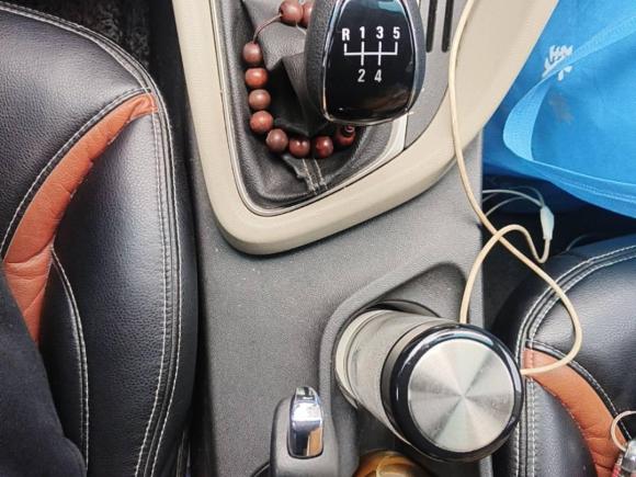 [上海·鲁H] 二手别克英朗2015款 15N 手动精英型