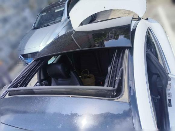 [上海·沪C] 二手奔驰奔驰C级2017款 C 200 4MATIC 轿跑版