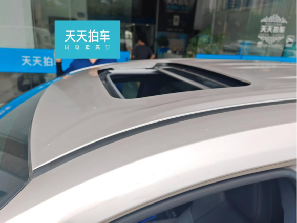 [广州·粤A] 二手丰田赛那SIENNA2024款 2.5L混动 四驱尊贵版