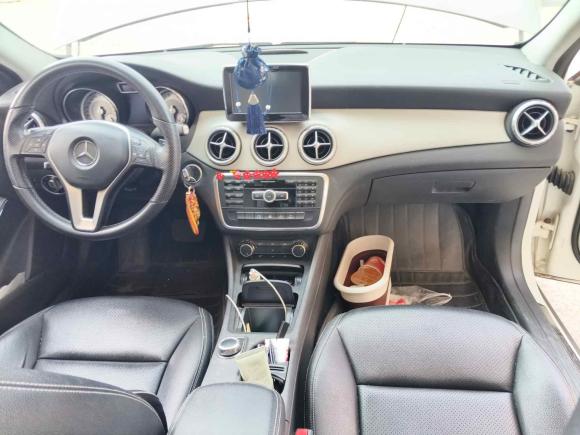 [无锡·苏B] 二手奔驰奔驰GLA2015款 GLA 200 动感型