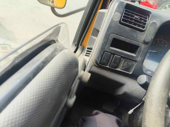 [南通·苏F] 二手江铃特顺2017款 2.8T商运型短轴中顶3座JX493