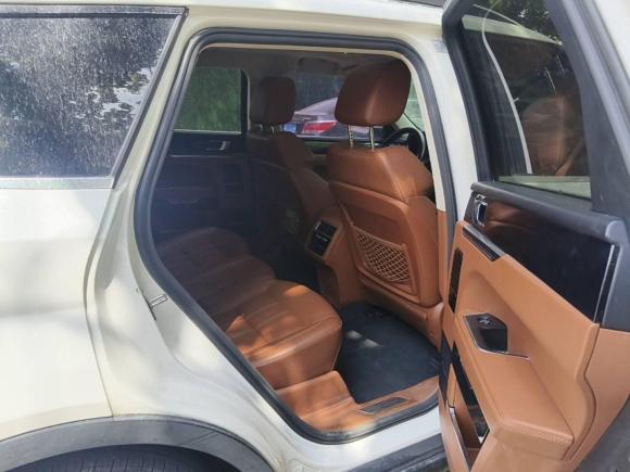 [济南·鲁R] 二手众泰众泰T7002017款 1.8T 双离合尊享型