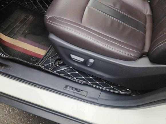 [成都·川A] 二手广汽传祺传祺GS42018款 235T 自动两驱豪华智联百万纪念版