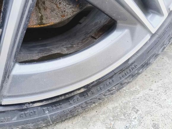 [上海·沪M] 二手奔驰奔驰C级2020款 改款 C 260 L 运动版