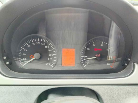 [上海·沪A] 二手奔驰威霆2011款 2.5L 精英版