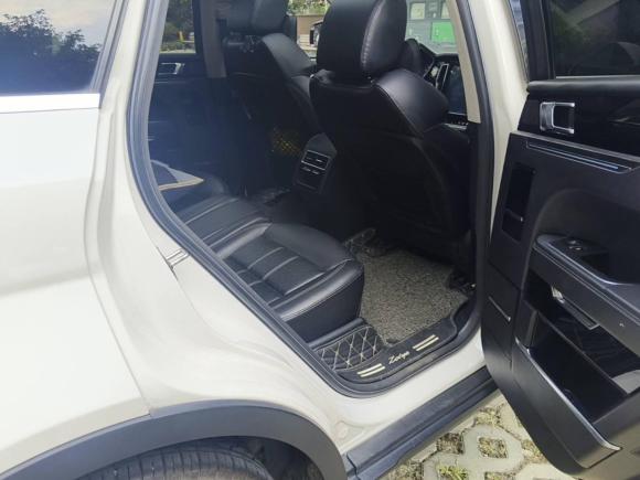 [成都·川A] 二手众泰众泰T7002017款 1.8T 双离合尊享型