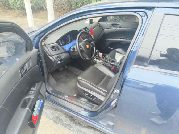 [上海·鲁K] 二手铃木凯泽西2010款 2.4L 两驱豪华版