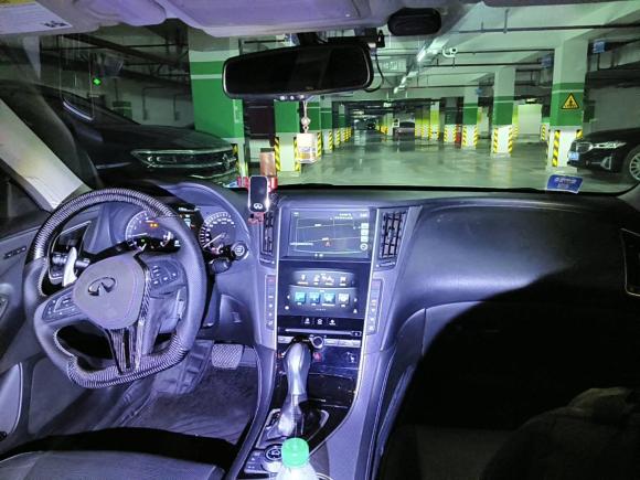 [上海·鄂W] 二手英菲尼迪英菲尼迪Q502014款 3.7L 豪华版