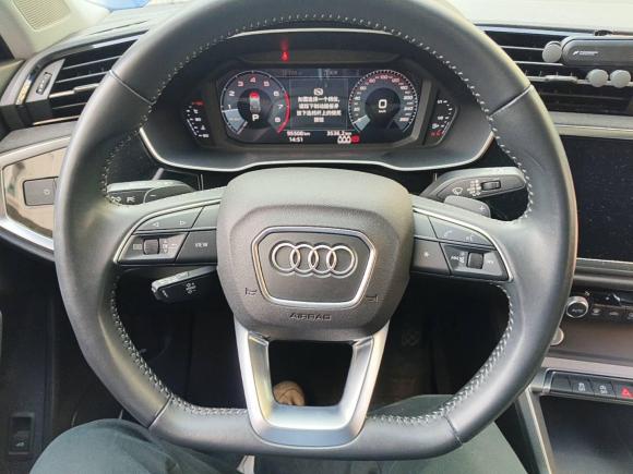 [上海·沪E] 二手奥迪奥迪Q32019款 40 TFSI quattro 时尚动感型