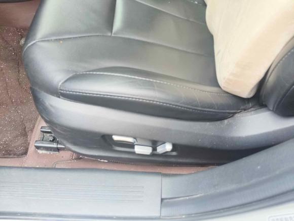 [苏州·豫A] 二手红旗红旗H52022款 经典款 改款 1.8T 自动智联旗享版