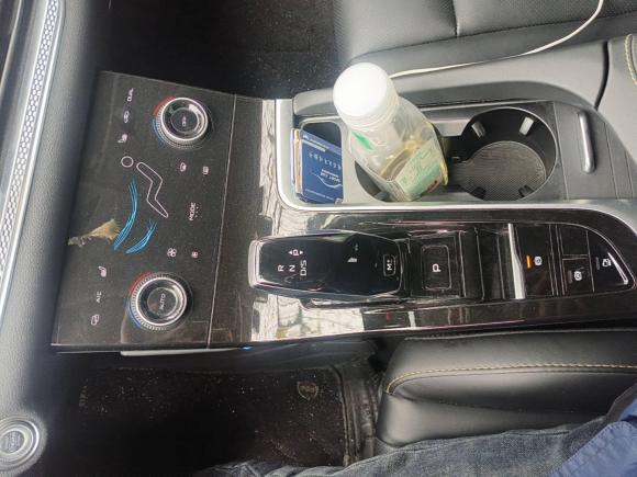 [西安·陕U] 二手奔腾奔腾B702022款 第三代 1.5T 自动尊享型