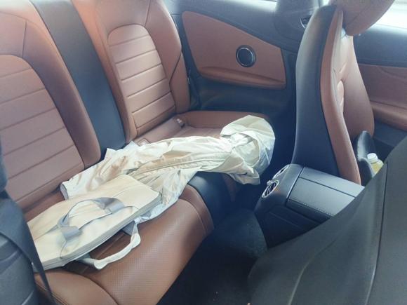 [南京·苏A] 二手奔驰奔驰C级2021款 C 260 轿跑车