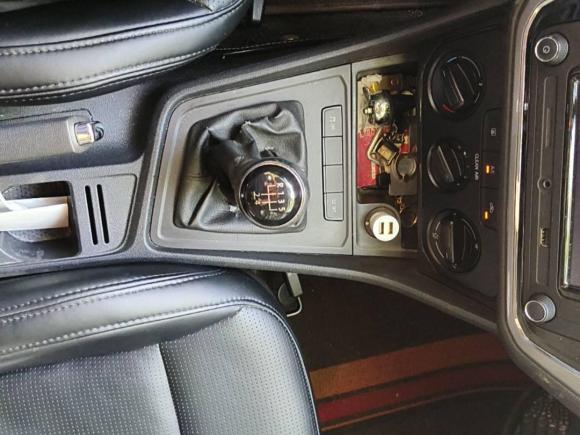 [上海·沪C] 二手大众朗逸2017款 1.6L 手动风尚版