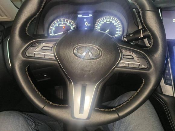 [广州·粤J] 二手英菲尼迪英菲尼迪Q50L2018款 2.0T 逸享版 国VI