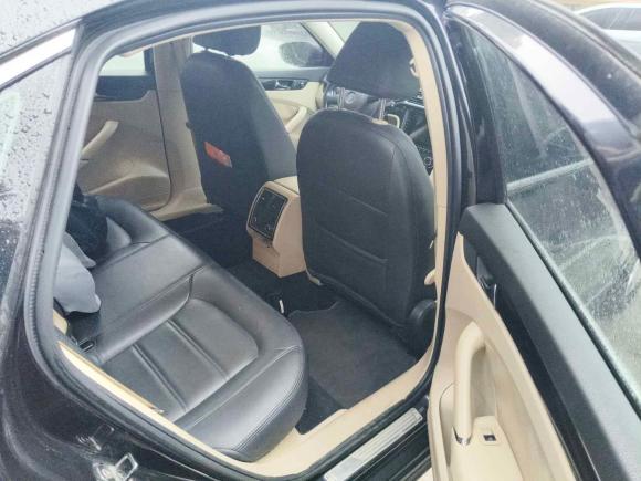 [武汉·鄂A] 二手大众帕萨特2013款 1.8TSI DSG尊荣版