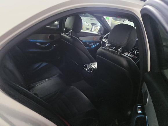 [济南·鲁A] 二手奔驰奔驰C级2017款 改款 C 200 运动版