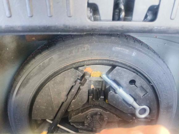 [上海·沪M] 二手沃尔沃沃尔沃S80L2014款 2.0T T5 智雅版