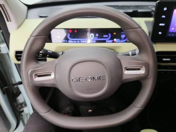 [上海·浙A] 二手吉利汽车熊猫2023款 熊猫mini 200km 灵动熊