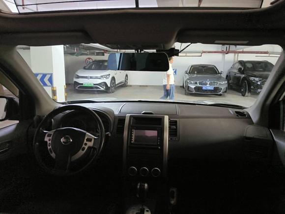 [成都·川A] 二手日产奇骏2010款 2.5L CVT旗舰版 4WD