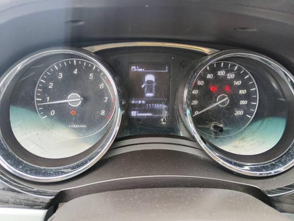 [成都·苏A] 二手宝骏宝骏7302016款 1.5T 手动豪华型 7座