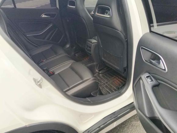 [济南·鲁A] 二手奔驰奔驰GLA2015款 GLA 220 4MATIC 豪华型