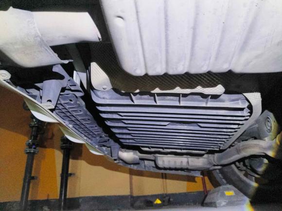 [宁波·浙B] 二手奔驰奔驰C级2015款 改款 C 200 L 运动型