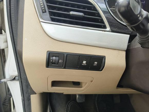 [义乌·浙G] 二手宝骏宝骏7302016款 1.5L 手动豪华型 7座