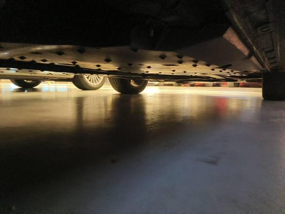 [武汉·鄂A] 二手一汽森雅R92018款 1.2T 手动豪华智尚型