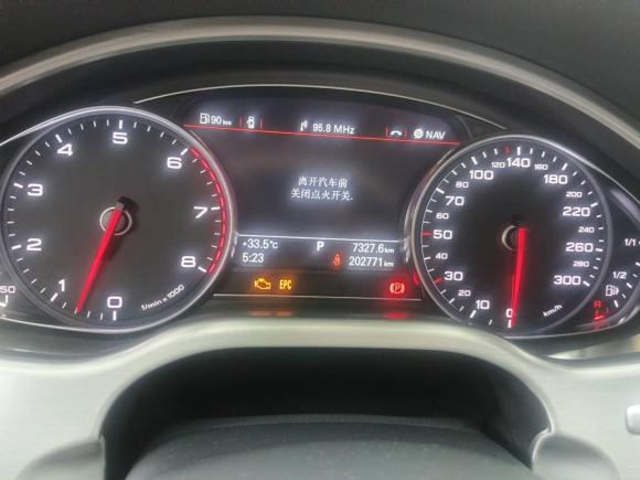 [深圳·粤B] 二手奥迪奥迪A82013款 A8L 55 TFSI quattro豪华型