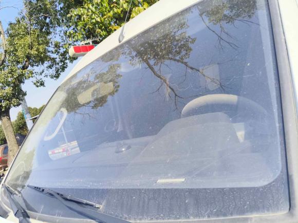 [宁波·浙B] 二手上汽大通MAXUS新途V802023款 2.0T 手动经典傲运通长轴中顶6/7/8/9座