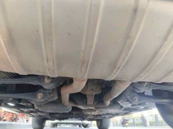 [广州·桂A] 二手大众途锐2011款 3.0TSI 高配型