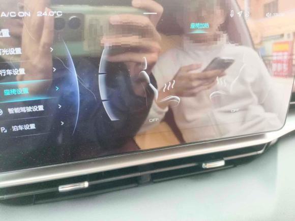 [广州·桂A] 二手哈弗哈弗H62021款 第三代 1.5T 自动两驱Supreme