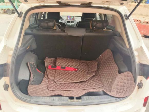 [青岛·鲁B] 二手奔腾奔腾X402017款 1.6L 手动豪华型