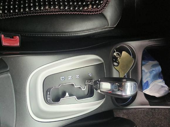 [深圳·粤B] 二手道奇酷威2013款 2.4L 两驱尊尚版