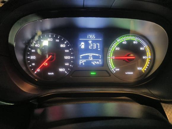 [青岛·鲁B] 二手荣威科莱威CLEVER2022款 311km元气啵啵版