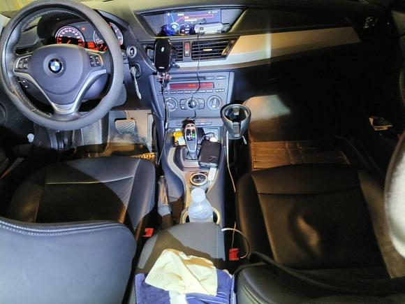 [上海·沪M] 二手宝马宝马X12014款 sDrive18i 时尚型