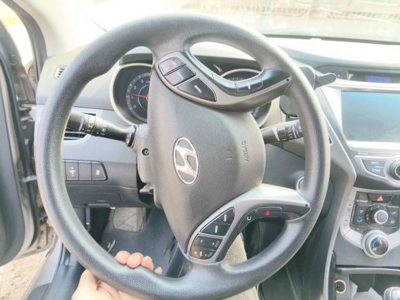 [上海·沪C] 二手现代朗动2016款 1.6L 自动尊贵型