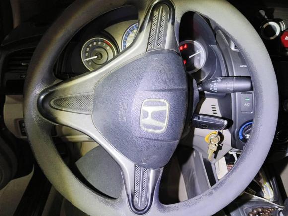 [成都·川A] 二手本田锋范经典2012款 1.5L 手动精英版