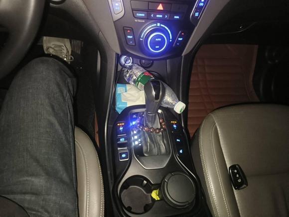 [合肥·皖A] 二手现代胜达2013款 2.2T 四驱旗舰版 7座