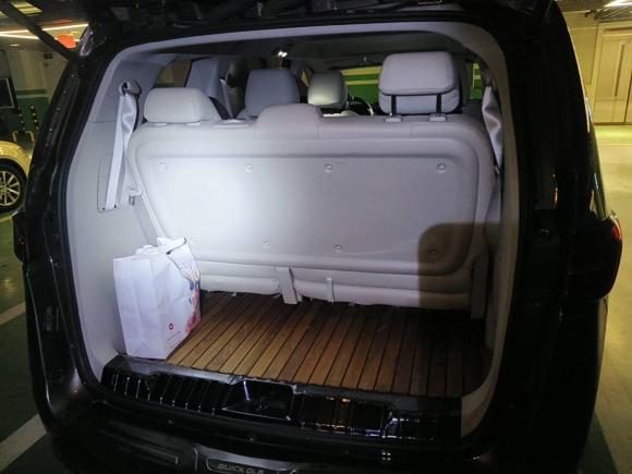 [青岛·鲁U] 二手别克别克GL82023款 陆上公务舱 舒适型