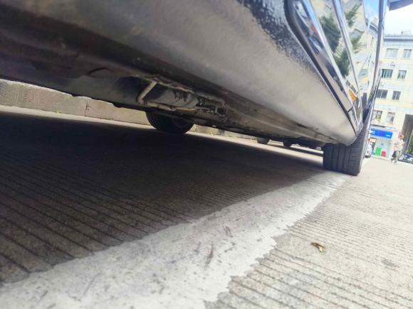 [义乌·浙G] 二手大众辉腾2011款 3.6L V6 4座加长Individual版