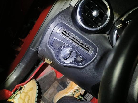 [苏州·苏U] 二手奔驰奔驰C级2020款 改款 C 260 运动版