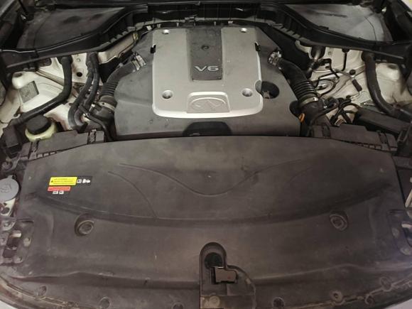 [义乌·浙G] 二手英菲尼迪英菲尼迪Q702013款 Q70L 2.5L 舒适版