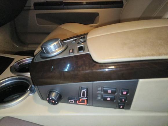 [杭州·浙A] 二手宝马宝马7系2005款 730Li